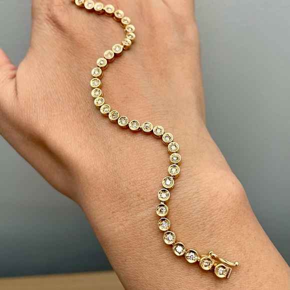 K18 18K RealGold Japan Natural Diamond Tennis Bracelet Dainty Petite - Picture 4 of 12